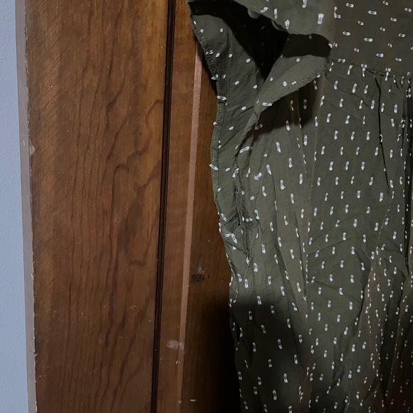 Banana Republic Dark Olive Blouse - Picture 3 of 4